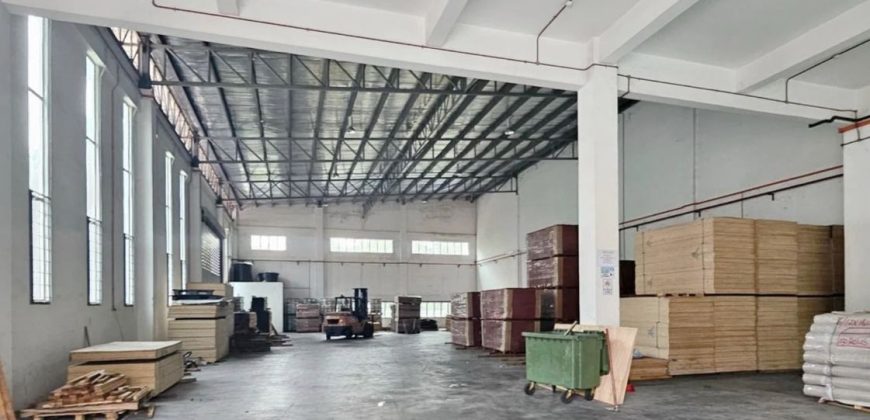Kawasan Perindustrian Maju Jaya – 1.5 Storey Semi Detached Factory – FOR SALE